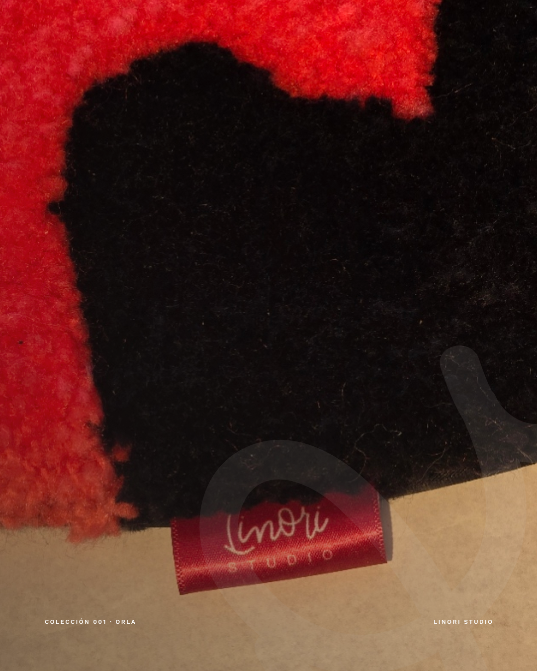 Orla · Trazo — Espejo textil